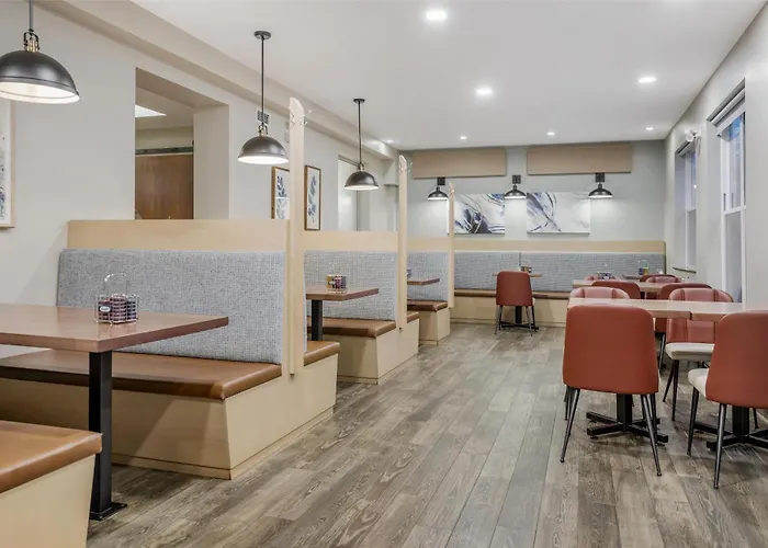 Best Western Plus Bridgewater Hotel & Convention Centre